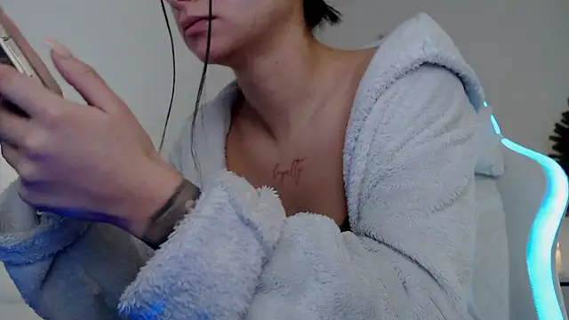 Simply the best online show from January 5, 2025, 7:28 pm