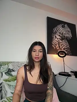 Snapshot of Simply_the_best chatting on May 23, 2026, 7:02 am Simply the best online show from May 23, 2026, 7:02 am