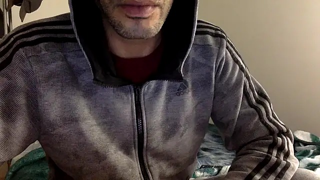 Snapshot of molozeb chatting on February 23, 2026, 2:20 am molozeb online show from February 23, 2026, 2:20 am