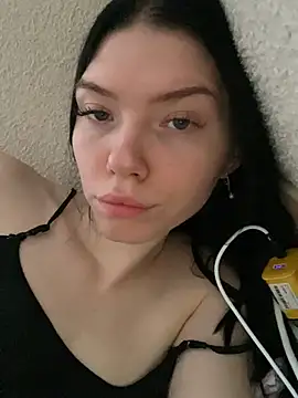 Snapshot of Lisaaa_Alisa chatting on February 5, 2025, 3:23 am Lisaaa Alisa online show from February 5, 2025, 3:23 am