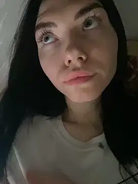 Snapshot of Lisaaa_Alisa chatting on February 12, 2025, 11:20 pm Lisaaa Alisa online show from February 12, 2025, 11:20 pm