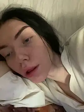 Snapshot of Lisaaa_Alisa chatting on February 16, 2025, 8:11 pm Lisaaa Alisa online show from February 16, 2025, 8:11 pm