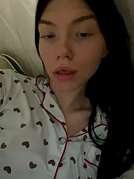 Snapshot of Lisaaa_Alisa chatting on October 1, 2025, 6:47 pm Lisaaa Alisa online show from October 1, 2025, 6:47 pm