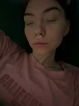 Snapshot of Lisaaa_Alisa chatting on February 26, 2026, 7:24 pm Lisaaa Alisa online show from February 26, 2026, 7:24 pm