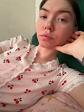 Snapshot of Lisaaa_Alisa chatting on March 13, 2026, 3:24 am Lisaaa Alisa online show from March 13, 2026, 3:24 am