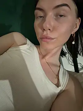 Snapshot of Lisaaa_Alisa chatting on March 24, 2026, 4:01 pm Lisaaa Alisa online show from March 24, 2026, 4:01 pm