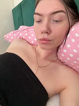 Snapshot of Lisaaa_Alisa chatting on March 31, 2026, 4:02 am Lisaaa Alisa online show from March 31, 2026, 4:02 am