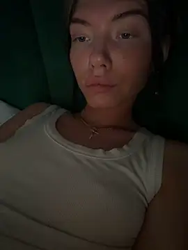 Snapshot of Lisaaa_Alisa chatting on April 9, 2026, 6:57 pm Lisaaa Alisa online show from April 9, 2026, 6:57 pm