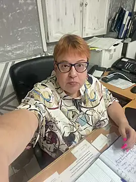 Klio5678 online show from May 7, 2026, 8:03 pm
