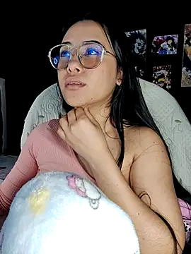 Snapshot of Janna_mnt chatting on December 3, 2024, 9:55 am Janna mnt online show from December 3, 2024, 9:55 am