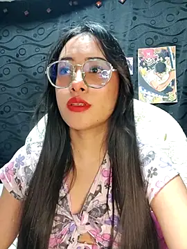 Snapshot of Janna_mnt chatting on December 12, 2024, 3:43 am Janna mnt online show from December 12, 2024, 3:43 am