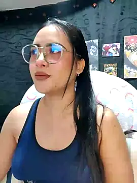 Snapshot of Janna_mnt chatting on December 16, 2024, 4:02 am Janna mnt online show from December 16, 2024, 4:02 am