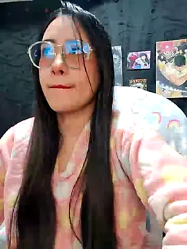 Snapshot of Janna_mnt chatting on December 20, 2024, 4:53 am Janna mnt online show from December 20, 2024, 4:53 am