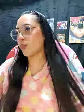 Snapshot of Janna_mnt chatting on December 29, 2024, 4:59 am Janna mnt online show from December 29, 2024, 4:59 am