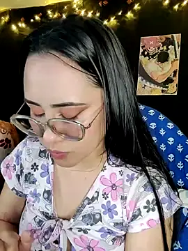 Snapshot of Janna_mnt chatting on January 10, 2025, 7:14 am Janna mnt online show from January 10, 2025, 7:14 am