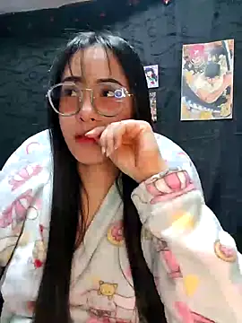 Snapshot of Janna_mnt chatting on January 21, 2025, 4:21 am Janna mnt online show from January 21, 2025, 4:21 am