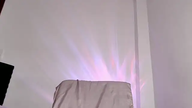 caarlywhitee online show from November 22, 2025, 1:48 am