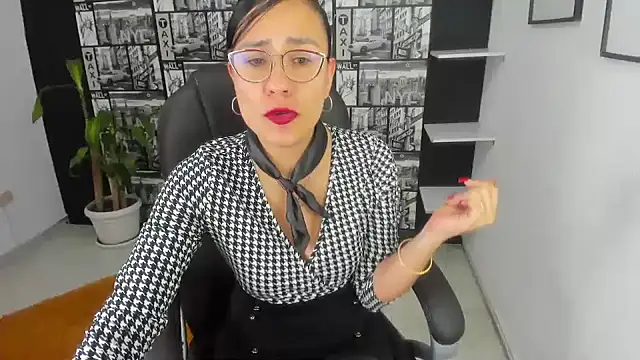 Agata-Moon online show from December 20, 2024, 4:57 pm