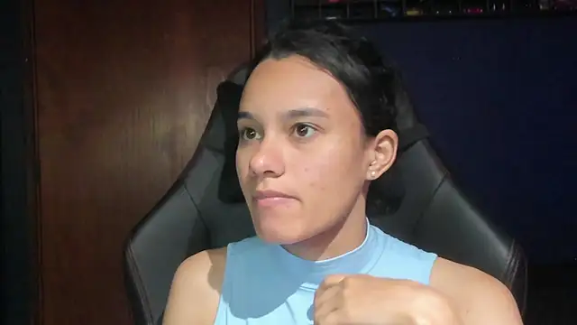 Snapshot of SamanthaWatson chatting on March 20, 2025, 12:08 am SamanthaWatson online show from March 20, 2025, 12:08 am