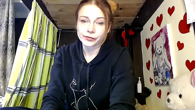 HarleyQuinn 69 online show from January 3, 2025, 6:14 pm