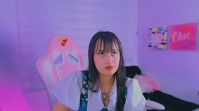 Sara  Ramirez online show from September 26, 2025, 3:43 am