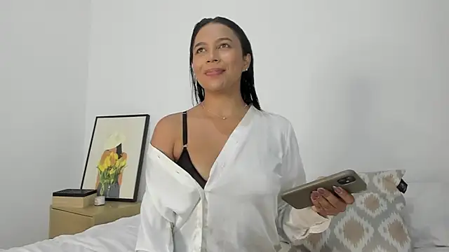 Snapshot of rouse_4 chatting on March 9, 2026, 10:03 pm rouse 4 online show from March 9, 2026, 10:03 pm