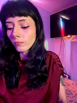 Snapshot of LiliJones_ chatting on October 20, 2025, 3:45 pm LiliJones  online show from October 20, 2025, 3:45 pm