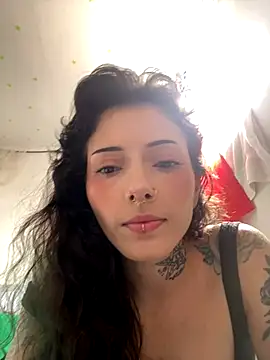 LiliJones  online show from October 29, 2025, 3:14 pm