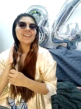 Snapshot of Luna_Dumont chatting on January 26, 2025, 9:18 pm Luna Dumont online show from January 26, 2025, 9:18 pm