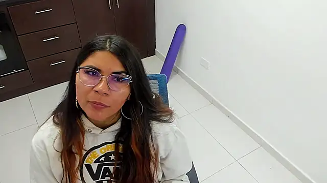 Snapshot of Luna_Dumont chatting on February 2, 2025, 11:19 am Luna Dumont online show from February 2, 2025, 11:19 am