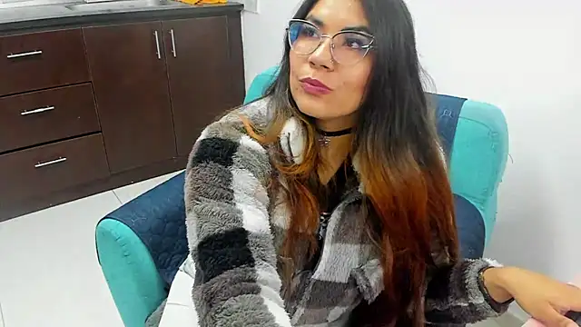 Snapshot of Luna_Dumont chatting on February 6, 2025, 11:21 am Luna Dumont online show from February 6, 2025, 11:21 am
