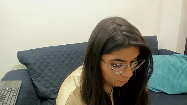 Luna Dumont online show from September 27, 2025, 8:58 pm