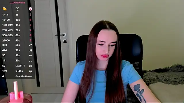 Snapshot of Kimmberr chatting on January 7, 2026, 3:42 am Kimmberr online show from January 7, 2026, 3:42 am