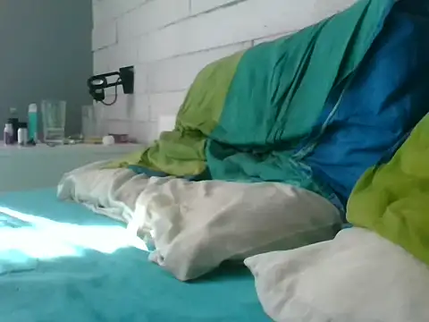 Snapshot of Piter9023 chatting on September 21, 2025, 9:55 am Piter9023 online show from September 21, 2025, 9:55 am