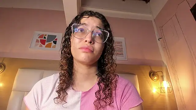 Dollar-girl online show from December 24, 2024, 12:11 pm