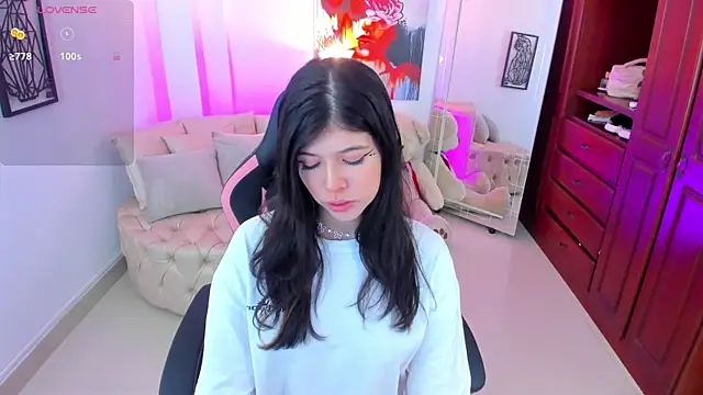 Snapshot of NATAASHA___ chatting on January 10, 2025, 3:18 am NATAASHA online show from January 10, 2025, 3:18 am