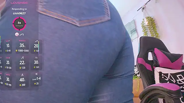 lucie nicolls online show from September 13, 2025, 3:17 am