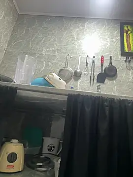 Snapshot of maybelline69 chatting on March 20, 2026, 4:01 pm maybelline69 online show from March 20, 2026, 4:01 pm