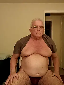 ShoreCock online show from December 22, 2024, 3:33 am
