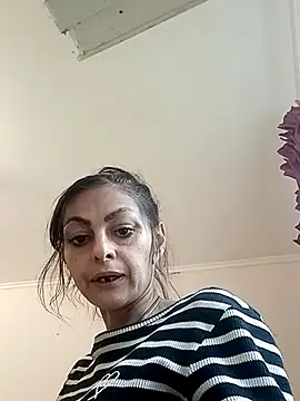 Snapshot of ChantalXOrchid chatting on July 10, 2026, 5:23 am ChantalXOrchid online show from July 10, 2026, 5:23 am