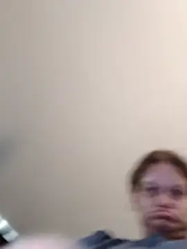 Snapshot of Earlybirdgetstheworm@xh chatting on July 28, 2026, 5:23 pm Earlybirdgetsthewormxh online show from July 28, 2026, 5:23 pm