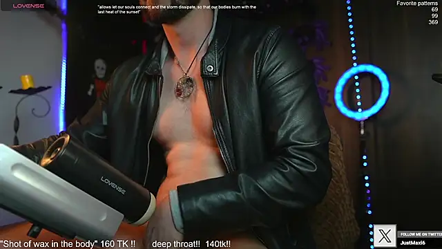 Snapshot of just_maxii chatting on October 8, 2025, 1:25 am just maxii online show from October 8, 2025, 1:25 am