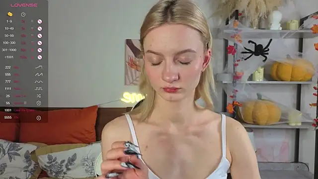 IdaValenti online show from November 22, 2025, 12:20 am