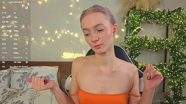 IdaValenti online show from February 17, 2026, 11:11 pm