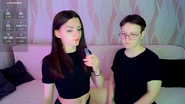 Snapshot of _crazy_baby_ chatting on October 19, 2025, 8:09 pm  crazy baby  online show from October 19, 2025, 8:09 pm