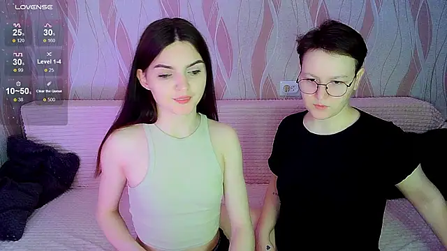  crazy baby  online show from November 25, 2025, 7:14 pm