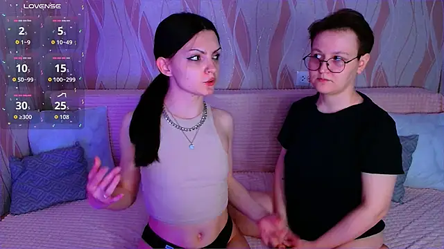  crazy baby  online show from June 27, 2026, 10:59 pm