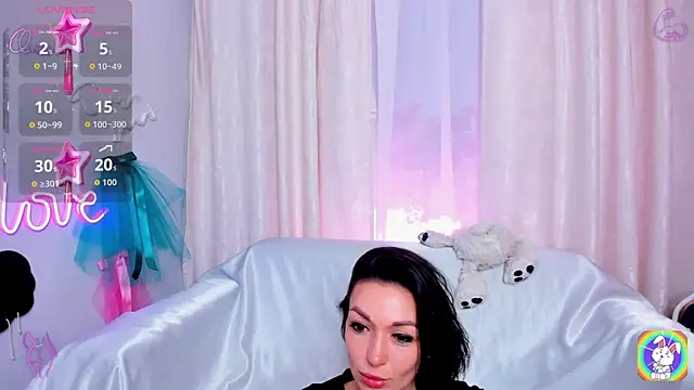 jessica tiny online show from June 8, 2026, 11:27 pm