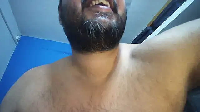 dirtybearr online show from March 10, 2025, 7:18 pm