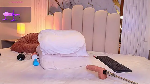 Snapshot of carolriveraa_ chatting on January 7, 2025, 11:03 pm carolriveraa online show from January 7, 2025, 11:03 pm